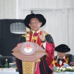 Mendagri tito karnavian saat pidato di depan wisudawan ipdn